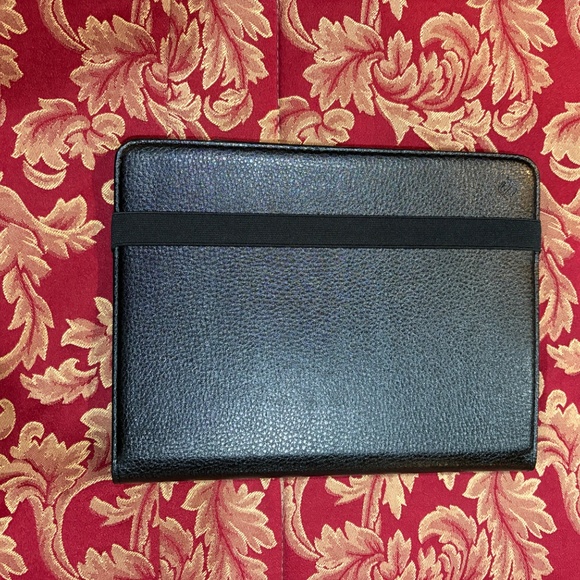 iPad Case (A16) 11th Gen Inch (2025) 360 Rotating Stand Shockproof Cover - Picture 6 of 8